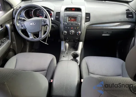 2013 Kia Sorento Lx z USA, uszkodzony, nr VIN 5XYKTCA67DG325751